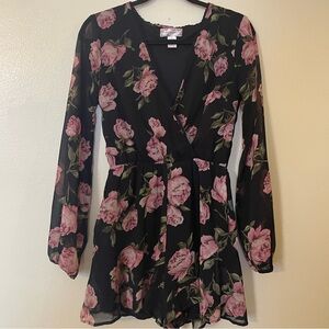 Band of Gypsies Size Small pink Floral Roses Black Romper 100% Polyester